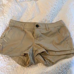Tan khaki shorts